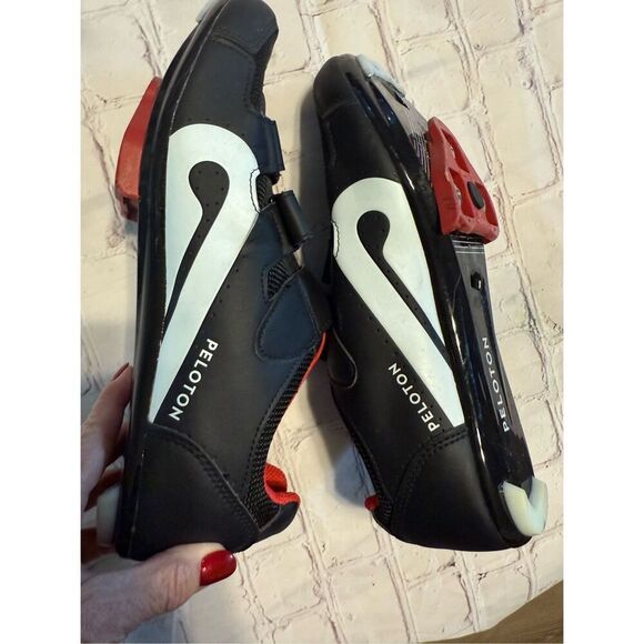 Peloton Men's Size 9.5 Cycling Shoes Black Classic Clip In For Exercise Bike - Picture 12 of 12